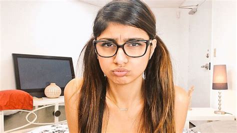 porn hub mia khalifa|Mia Khalifa Videos Porno 